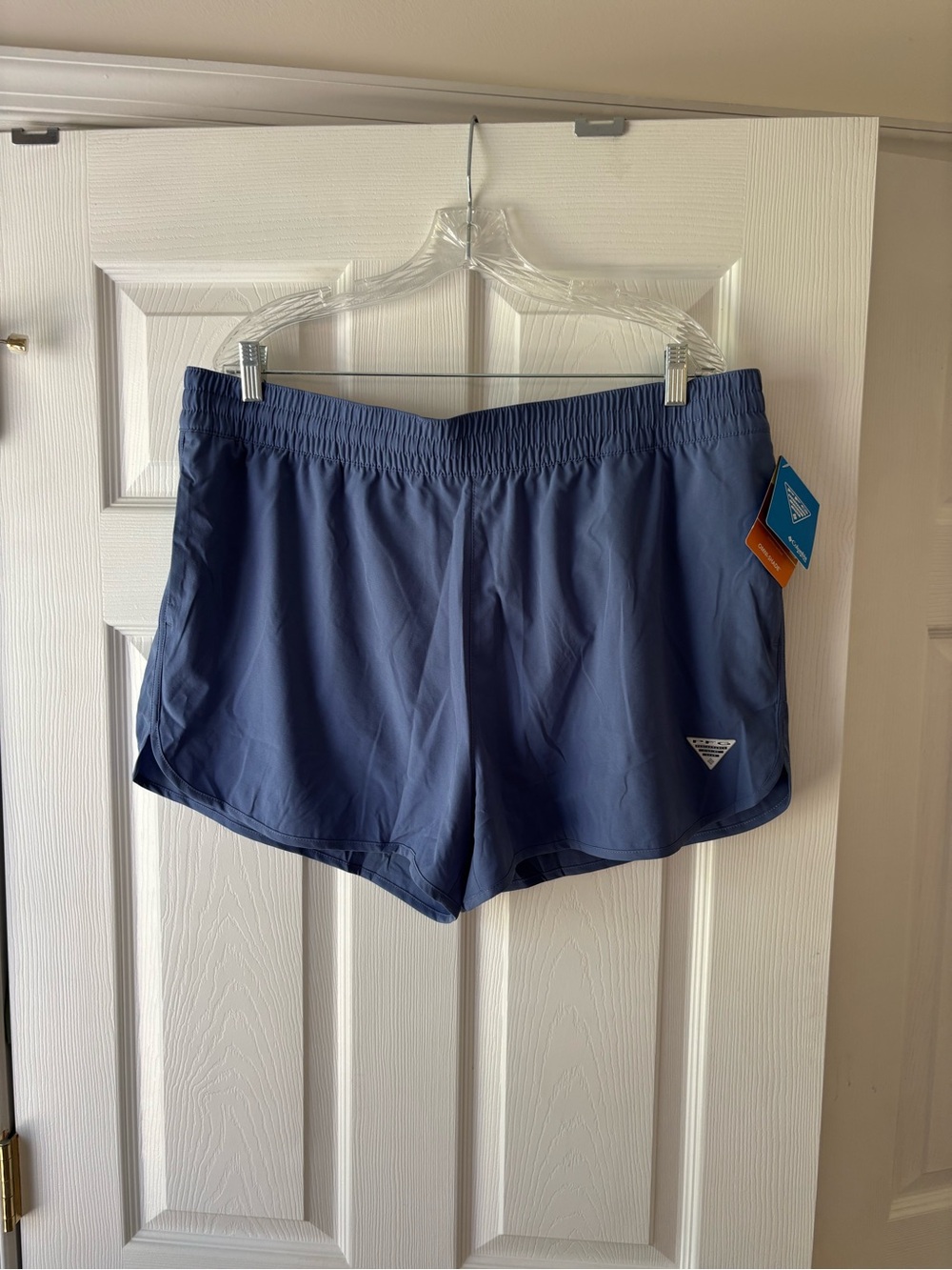 Columbia PFG Blue Athletic Shorts XL